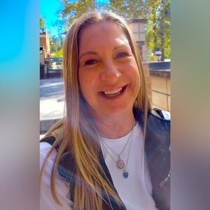 Meet your Posher, Terri